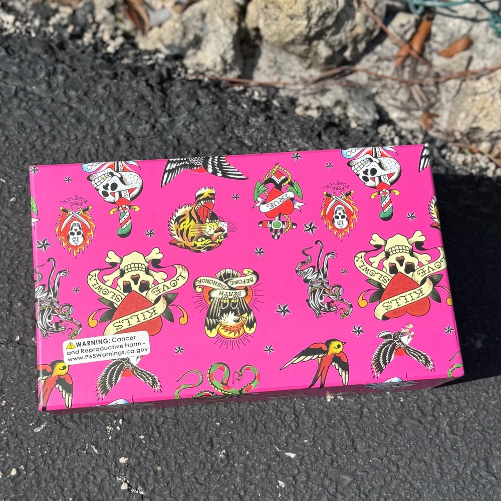 Ed Hardy Pink Tattoo Print Convertible Wristlet and Tiger Key Ring Gift Set NIB - Picture 6 of 6